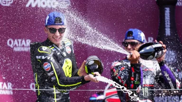 bastianini ke trackhouse - ilustrasi berita Bastianini ke Trackhouse: Enea Bastianini Jadi Rekan Baru Raúl Fernández