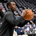 dennis schroder hornets - ilustrasi berita Dennis Schroder Hornets: Fans Bereaksi Serupa Usai Penampilan Gemilang…