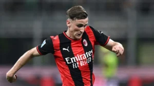 kepergian leao - ilustrasi berita Saelemaekers Usai Milan-Venezia: Kepergian Leao Tak Abadi, Kami Utamakan Tim