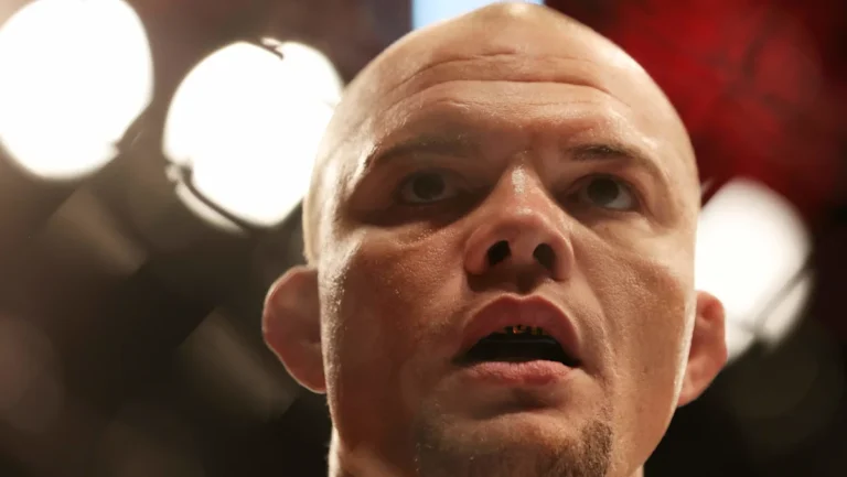 Anthony Smith Bertarung Lagi Meski Hadapi Kasus Hukum