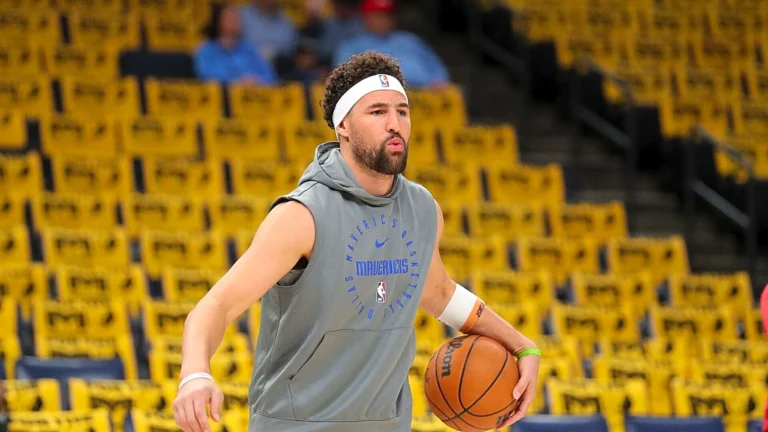 klay thompson - ilustrasi berita Klay Thompson di Miami Siap Kejar Musim Rekor Usai Korbankan $9,8 Juta