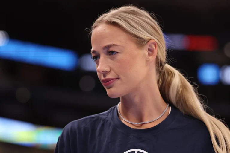 sophie cunningham wnba - ilustrasi berita Sophie Cunningham WNBA: Respons Tegas soal Enes Kanter dan Royce White Jadi…