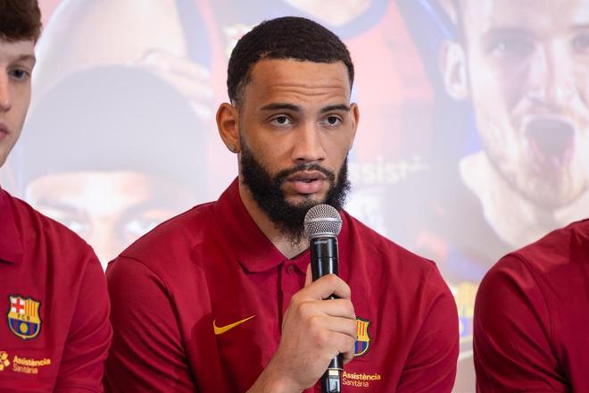tyrese martin bar a - ilustrasi berita Tyrese Martin: dari NBA ke Barça, Siap Pimpin dan Bekerja Untuk Anak Kurang…