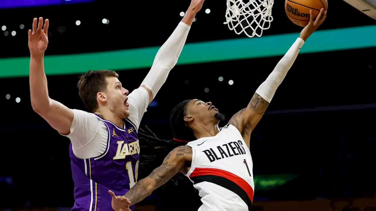 blazers tak terkalahkan Blazers Pertahankan Rekor Tak Terkalahkan Usai Menang… blazers tak terkalahkan - ilustrasi berita Blazers Pertahankan Rekor Tak Terkalahkan Usai Menang 136-129 atas Lakers —…
