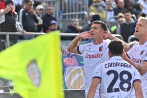 bologna cagliari - ilustrasi berita Bologna Bangkit di Cagliari: Casale dan Berna Antar Tiga Poin Penting — Bologna…