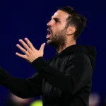 fabregas kesalahan taktis - ilustrasi berita Fabregas kesalahan taktis diakui setelah Como hancurkan Man United 4-1
